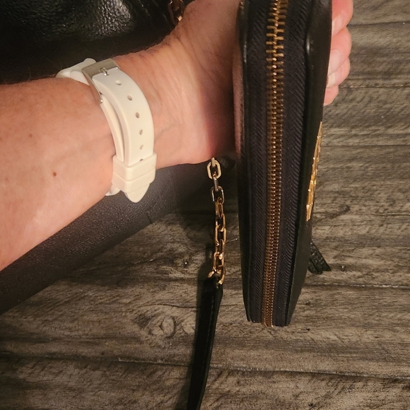 Tory Burch Britten tote with wallet - Picture 12 of 16